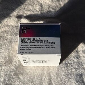 New Confidence In A Cream Barrier Boost Moisturizer